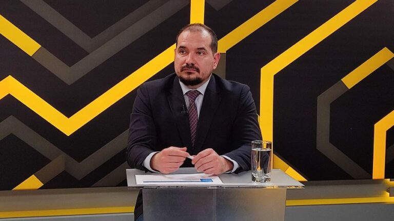 Moldovan government to review consultancy contracts following presidential request