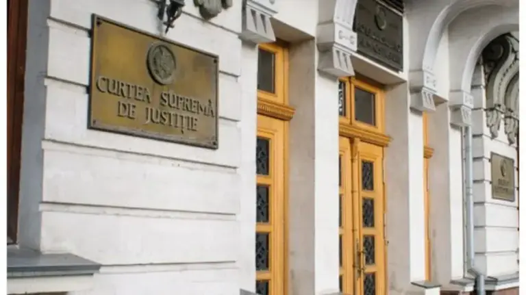 (DOC) Judges Dodon, Plahotniuc, and Gutul Appointed to the Supreme Court of Justice. Decree Signed by the President