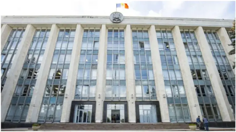 Moldova Agrees to Transport Ukrainian Cargo via CFM, Offering 50% Transit Discount
