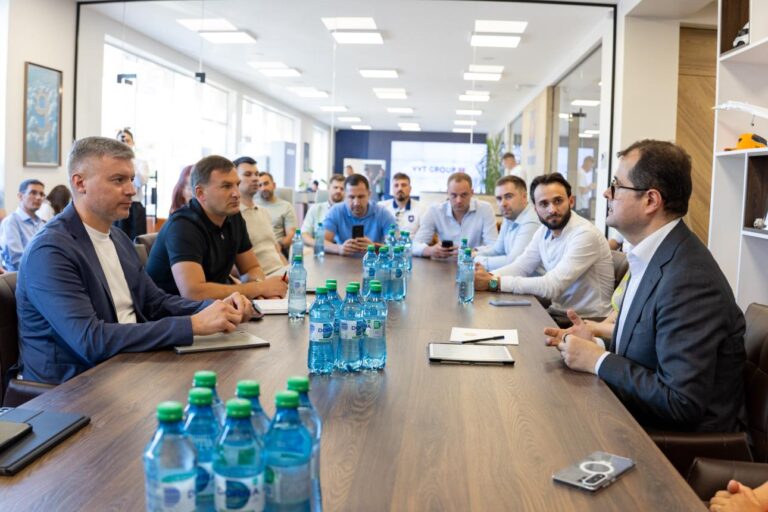 PM Tofan Pledges Predictability for Moldova IT Park Residents