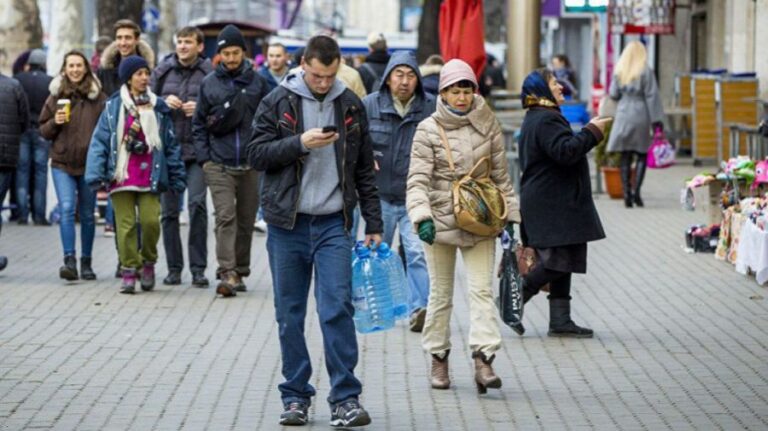 Moldovans will be prepared for the first three days of an emergency. The government is launching a campaign